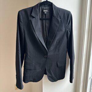 DKNY Women’s Black Pant Suit: 2-Piece Set – Size 6